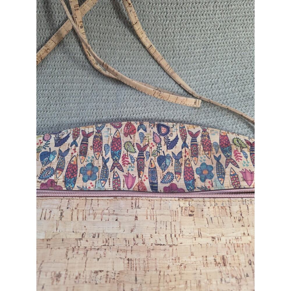 Unbranded Lightweight Boho Fish N FlowerPaisley Vegan Cork Bag Crossbody 10x7x2" - Picture 3 of 7